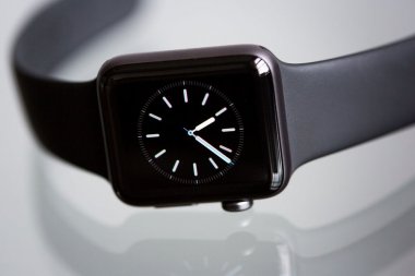 Czy warto kupić zegarek Apple Watch 6?