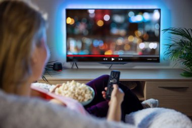 Dlaczego warto przejść na nowy standard telewizji naziemnej DVB-T2?
