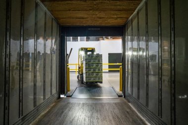 Elastyczna logistyka przedsiębiorstwa: rola zewnętrznej przestrzeni magazynowej