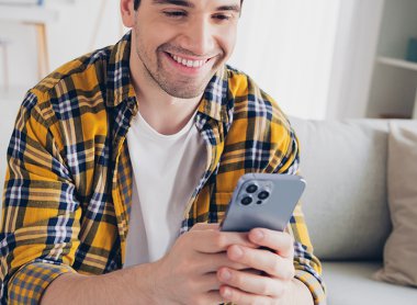 Gdzie najtaniej kupić iPhone?