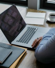 Internet satelitarny Starlink dla firm - stabilne połączenie w każdych warunkach