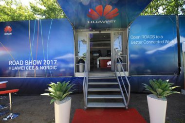 HUAWEI buduje przyjazny ekosystem dla przedsiębiorstw w zakresie cyfrowej transformacji