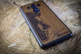 Limitowana edycja etui na smartfony  z Robertem Lewandowskim od Huawei