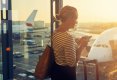 Najromantyczniejsze lotniska: gdzie podróżni mają najwięcej czasu na czułe pożegnanie w strefie Kiss&Fly?