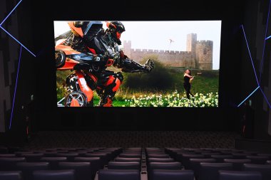 Samsung prezentuje pierwszą salę kinową wyposażoną w ekran LED
