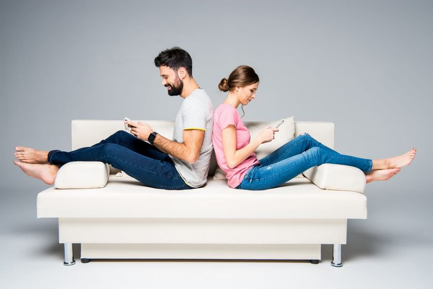 6 powodów, dla których warto kupić używanego smartfona!